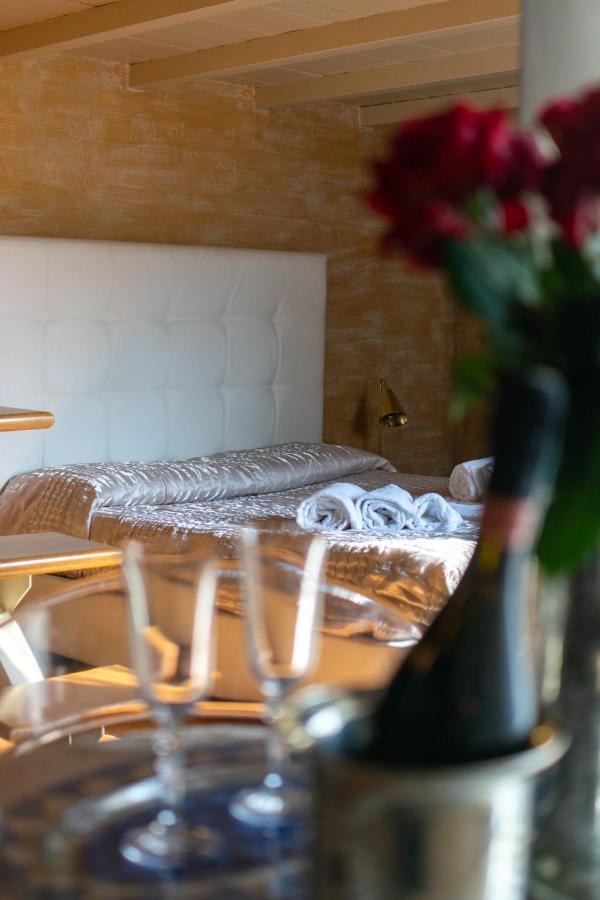 La Soffitta Di Giulietta - Design Loft Apartment Verona Luaran gambar